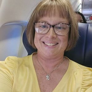 Meet your Posher, Carolyn